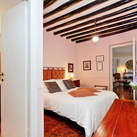 B&B Giubbonari Rome Bagian luar foto